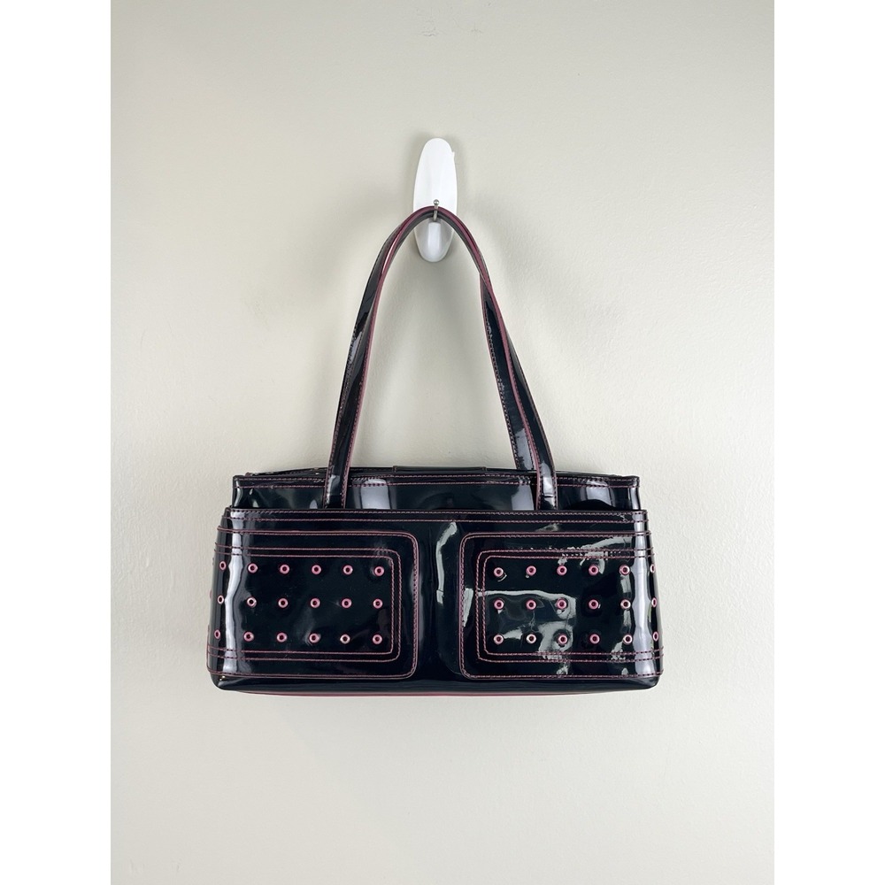 BCBGeneration Y2K Vtg Shoulder Bag Patent Black Pink Rivets Bag Charm